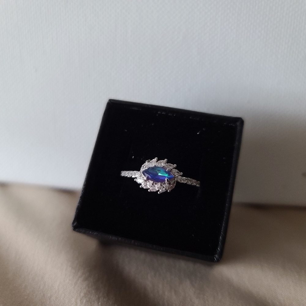 Bomb Party Ring (Like Stars in the Night)